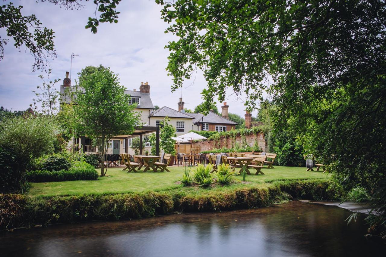 The Drummond At Albury Guildford Exteriér fotografie